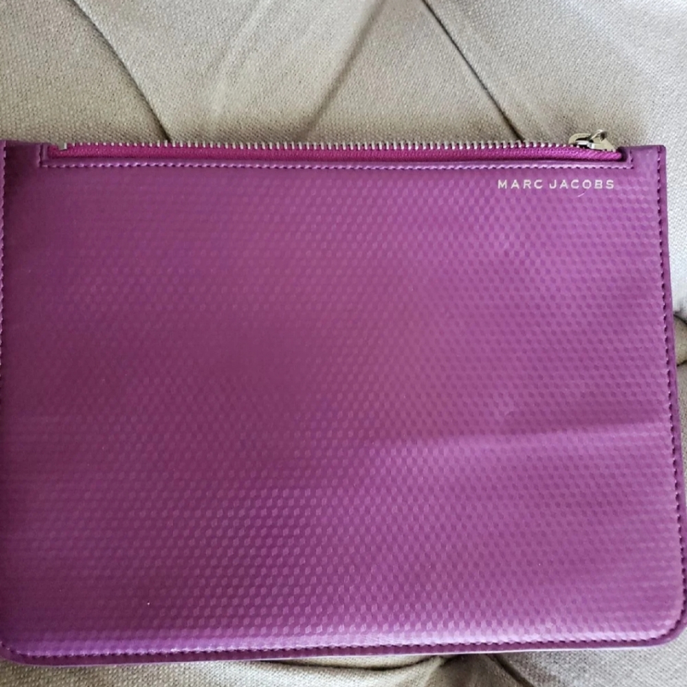 Marc Jacobs pouch